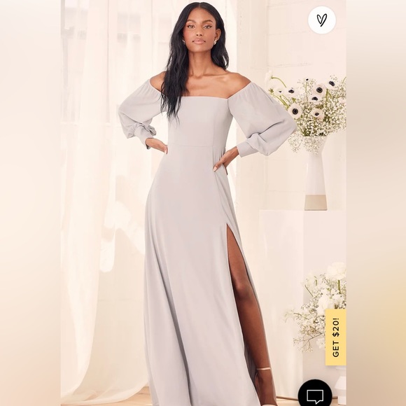 Beautiful off the shoulder sleeved dress - Picture 1 of 4